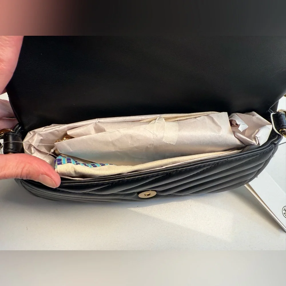 TORY BURCH *NWT* Kira Chevron Small Flap Shoulder Bag in Black Quilted Leather - Picture 9 of 10